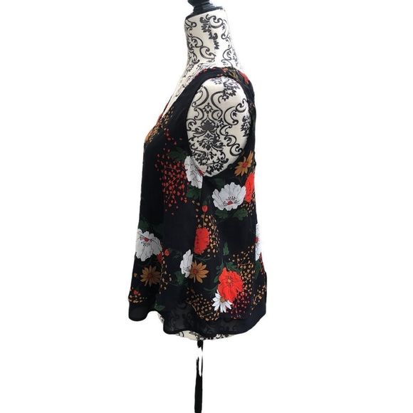 🔴 2 for $25 Sienna Sky Floral Sleeve Blouse - Size Small - Picture 2 of 6